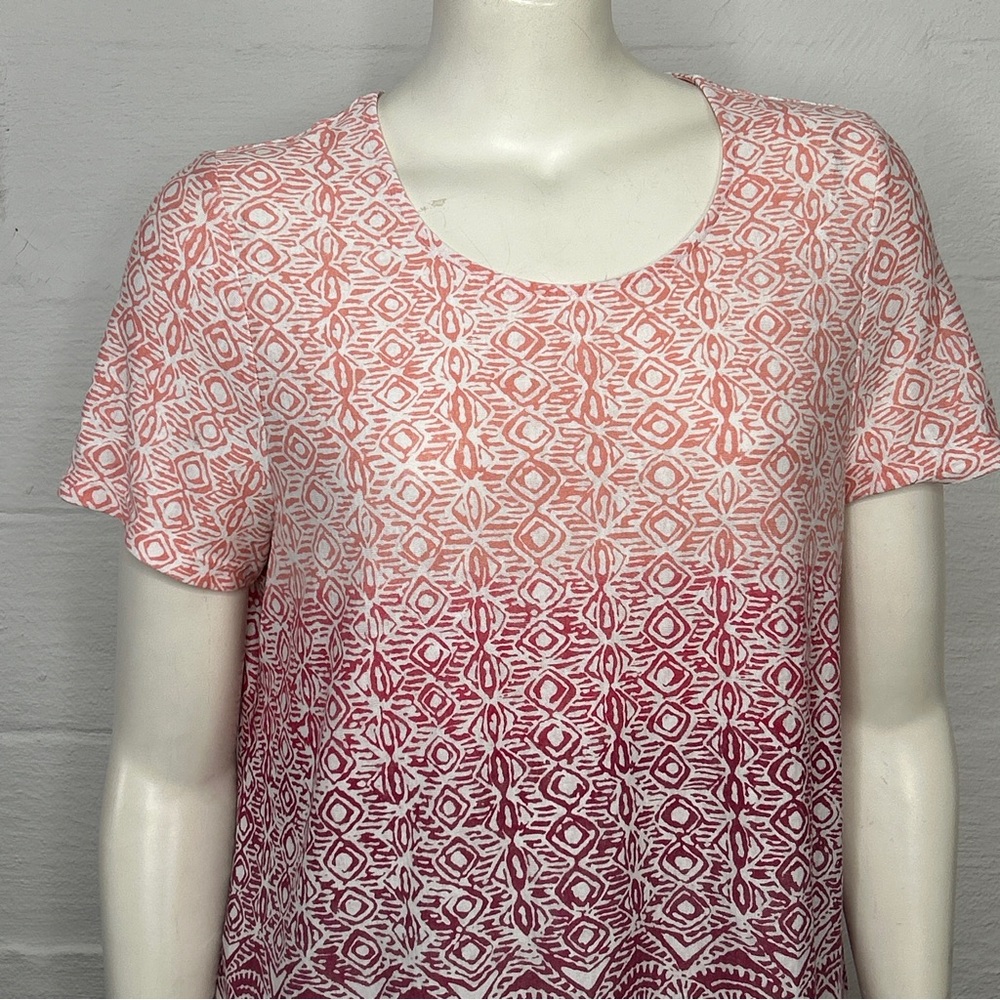 Chico's 3 Tunic Top XL White pink purple Asymmetrical Sides Lightweight